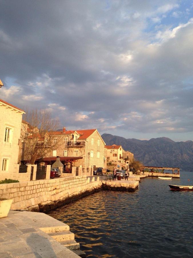 Lady Of The Rocks Apartments Perast Ngoại thất bức ảnh